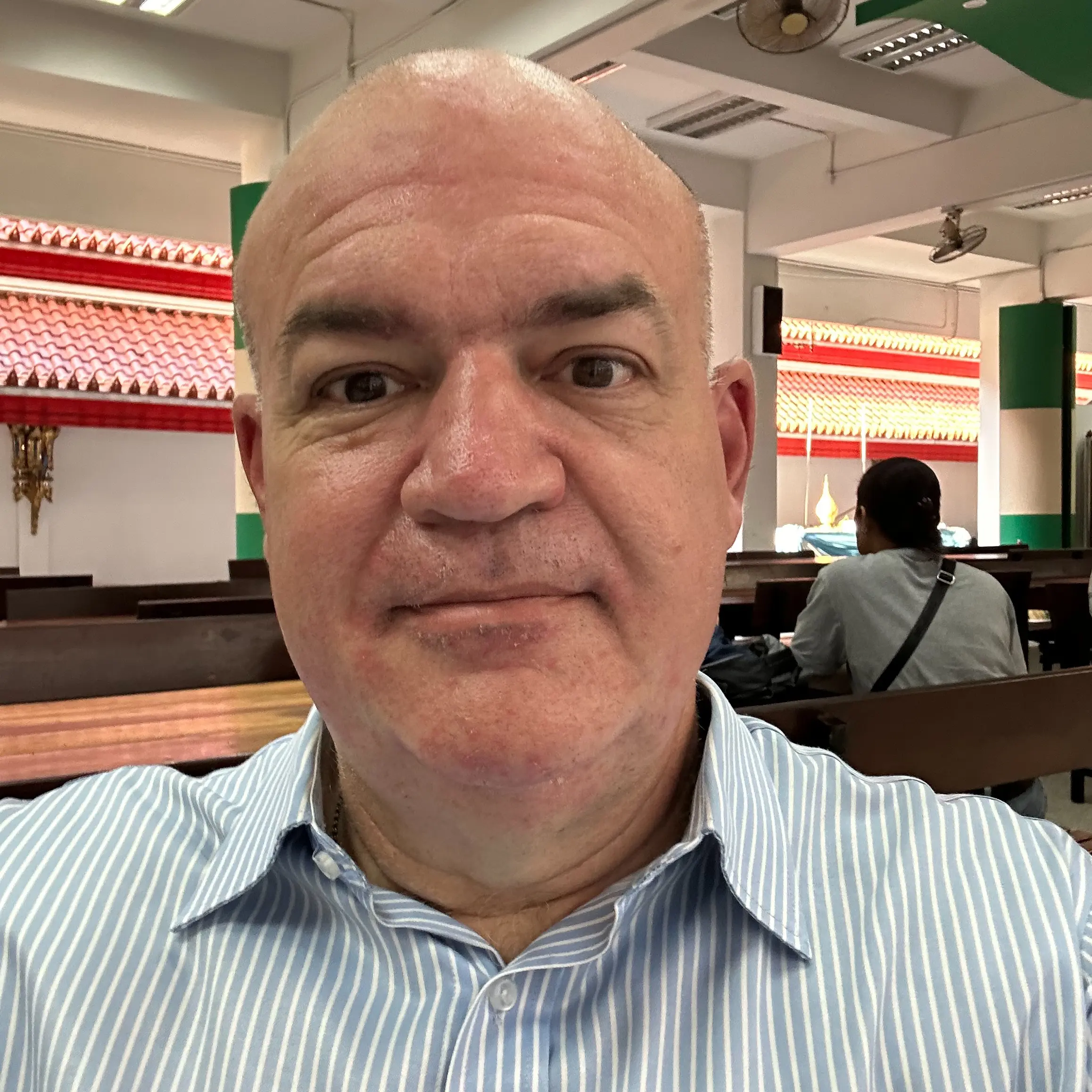 Dr. Bruce Veldhuisen